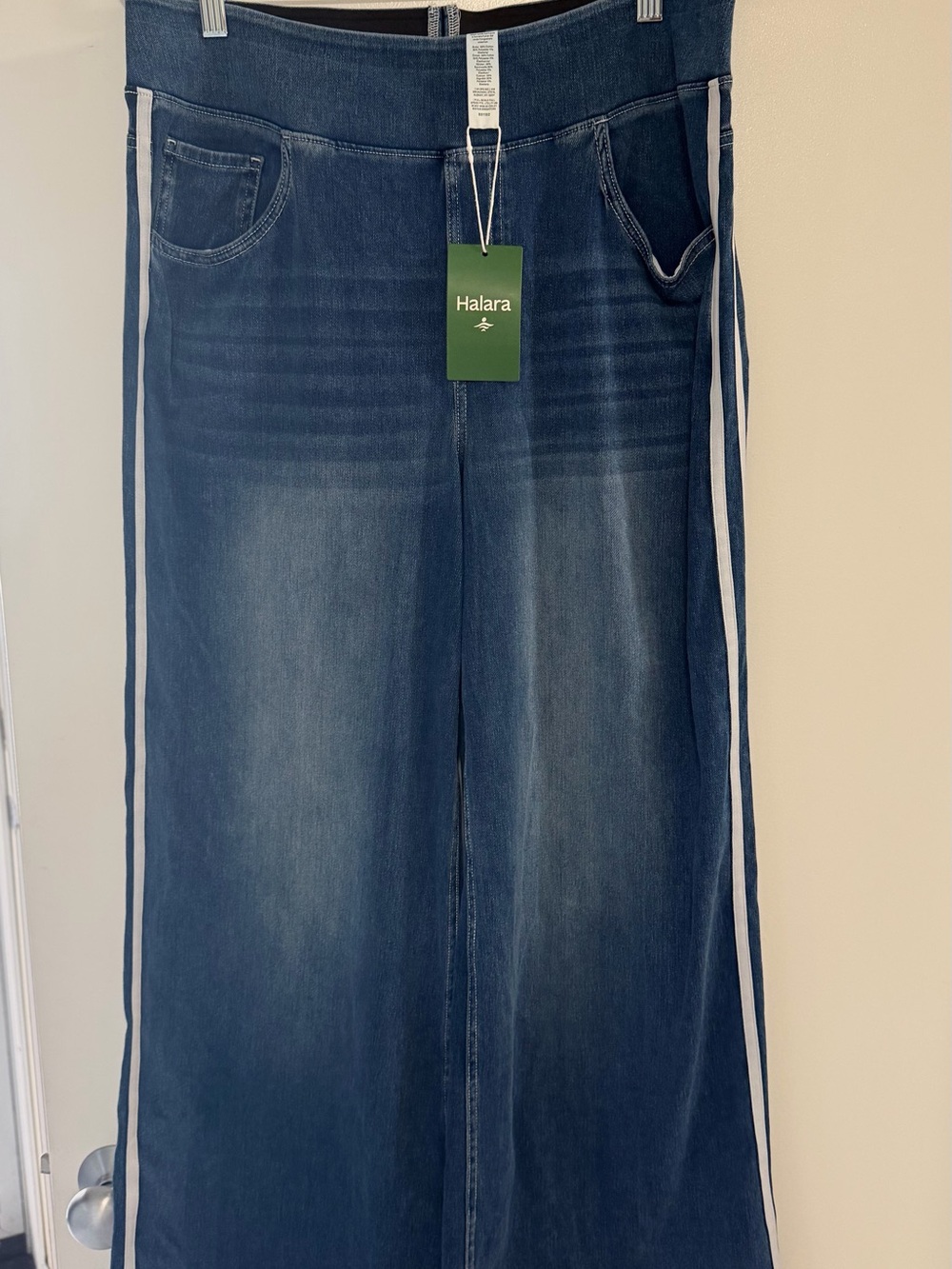 HALARA Dark Blue Denim Jogger Pants with White Tag Detail